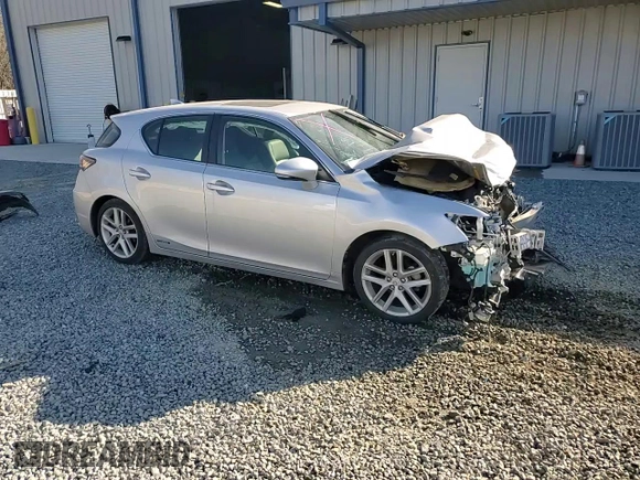 2014 Lexus CT 200h с VIN JTHKD5BH2E2187703, выставлен на аукционе Copart как лот 47100465 с пробегом 66 370 миль миль и Списание • Salvage title. История ставок и продаж доступна на DreamBid. Изображение 11.