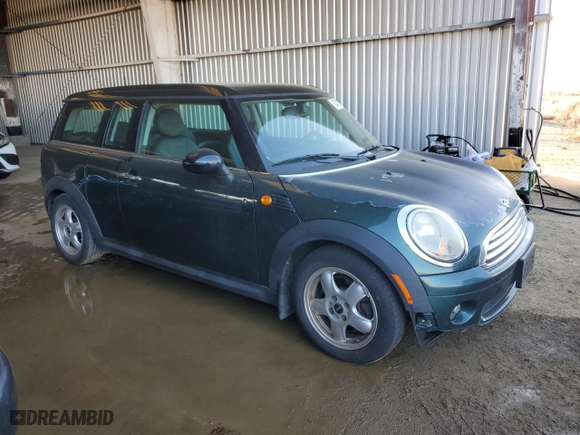 2008 MINI Cooper Clubman with VIN WMWML33508TN66975, listed as a Copart auction lot 83487084 with NaN miles and Clean Title. Bid and sale history available at carsss.com. Image 4.