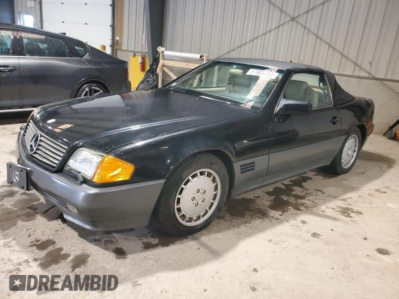 1992 Mercedes-Benz 500 z VIN WDBFA66E5NF040865, wystawiony jako Copart lot #57905205 z przebiegiem 95 158 mil mil oraz Tytuł czysty. Historia ofert i sprzedaży dostępna na DreamBid. Obrazek 1.