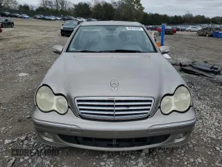 2006 Mercedes-Benz C 280 Luxury with VIN WDBRF54H06F741868, listed as a Copart auction lot 80679604 with 248,120 mi miles and Salvage Title. Bid and sale history available at DreamBid. Image 5.
