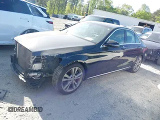 2018 Mercedes-Benz C 300 with VIN 55SWF4JB0JU235841, listed as a IAAI auction lot 42041362 with 51,010 mi miles and . Bid and sale history available at carsss.com. Image 18.
