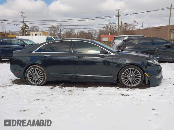 2013 Lincoln MKZ with VIN 3LN6L2JKXDR809858, listed as a IAAI auction lot 41517344 with 204,470 mi miles. Bid and sale history available at carsss.com. Image 13.