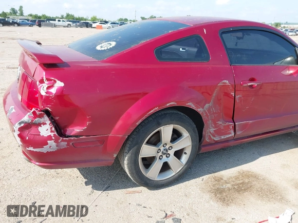 2006 Ford Mustang GT Deluxe с VIN 1ZVFT82H865196619, выставлен на аукционе IAAI как лот 42408724 с пробегом 199 280 миль миль и . История ставок и продаж доступна на DreamBid. Изображение 6.