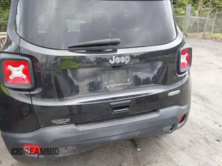 2018 Jeep Renegade Latitude z VIN ZACCJABB8JPJ33239, wystawiony jako IAAI lot #42270008 z przebiegiem 149 015 mil mil oraz . Historia ofert i sprzedaży dostępna na DreamBid. Obrazek 6.