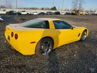 1998 Chevrolet Corvette with VIN 1G1YY22G8W5128394, listed as a Copart auction lot 42410835 with 113,442 mi miles and Salvage Title. Bid and sale history available at carsss.com. Image 3.