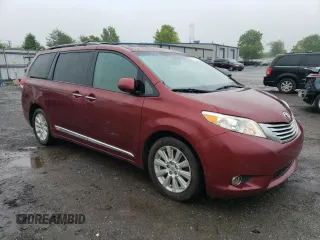 2011 Toyota Sienna XLE z VIN 5TDDK3DC6BS014552, wystawiony jako Copart lot #58292205 z przebiegiem 95 898 mil mil oraz Czysty tytuł • Clean title. Historia ofert i sprzedaży dostępna na DreamBid. Obrazek 4.