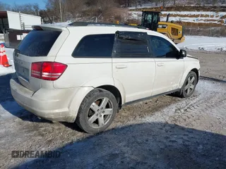 2016 Dodge Journey SE with VIN 3C4PDCAB6GT186547, listed as a IAAI auction lot 41263862 with 200,748 mi miles. Bid and sale history available at carsss.com. Image 4.