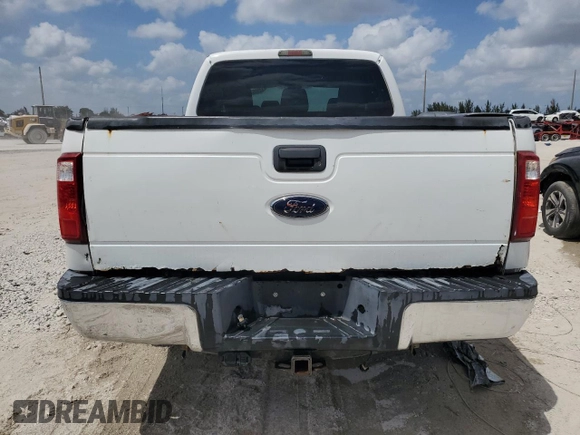 2012 Ford F-250 XL z VIN 1FT7W2B63CEA07395, wystawiony jako Copart lot #54406575 z przebiegiem 199 928 mil mil oraz Czysty tytuł • Clean title. Historia ofert i sprzedaży dostępna na DreamBid. Obrazek 6.