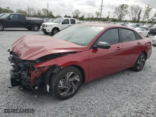2025 Hyundai Elantra SEL Sport with VIN KMHLM4DG5SU896982, listed as a Copart auction lot 47922925 with 2,027 mi miles and Salvage Title. Bid and sale history available at carsss.com. Image 1.