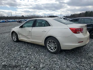 2013 Chevrolet Malibu ECO with VIN 1G11F5SR8DF152941, listed as a Copart auction lot 50490585 with 123,890 mi miles and Clean Title. Bid and sale history available at carsss.com. Image 2.