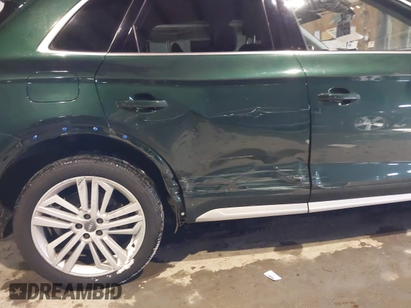 2018 Audi Q5 Premium Plus with VIN WA1BNAFY9J2090780, listed as a IAAI auction lot 41370112 with 55,767 mi miles. Bid and sale history available at carsss.com. Image 6.