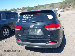 2018 Kia Sorento LX with VIN 5XYPG4A35JG410489, listed as a IAAI auction lot 41814696 with 134,402 mi miles. Bid and sale history available at carsss.com. Image 16.