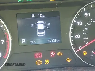 2021 Kia Forte LXS z VIN 3KPF24AD2ME334010, wystawiony jako IAAI lot #42067027 z przebiegiem 76 325 mil mil oraz . Historia ofert i sprzedaży dostępna na DreamBid. Obrazek 16.