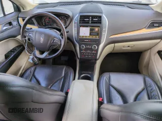 2016 Lincoln MKC Select with VIN 5LMCJ2D9XGUJ22052, listed as a Copart auction lot 71484584 with 88,799 mi miles and Salvage Title. Bid and sale history available at DreamBid. Image 8.