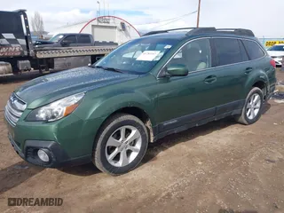 2014 Subaru Outback 2.5i Premium with VIN 4S4BRCCC3E3245091, listed as a IAAI auction lot 41781147 with 81,102 mi miles. Bid and sale history available at carsss.com. Image 21.