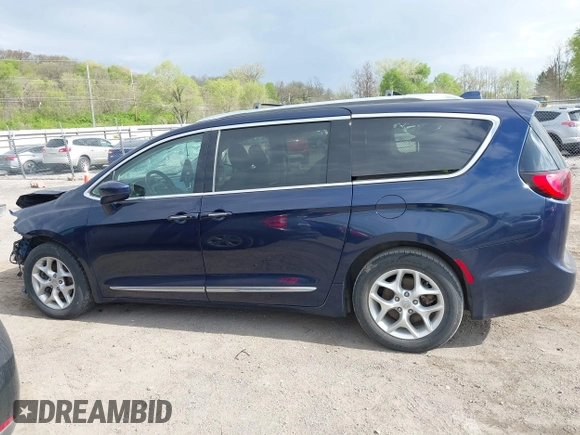 2018 Chrysler Pacifica Touring L Plus with VIN 2C4RC1EGXJR115464, listed as a IAAI auction lot 42013816 with 129,881 mi miles and . Bid and sale history available at DreamBid. Image 14.