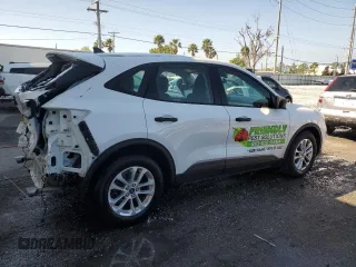 2022 Ford Escape S with VIN 1FMCU0F65NUB62134, listed as a Copart auction lot 48931625 with 44,815 mi miles and Salvage title. Bid and sale history available at DreamBid. Image 3.