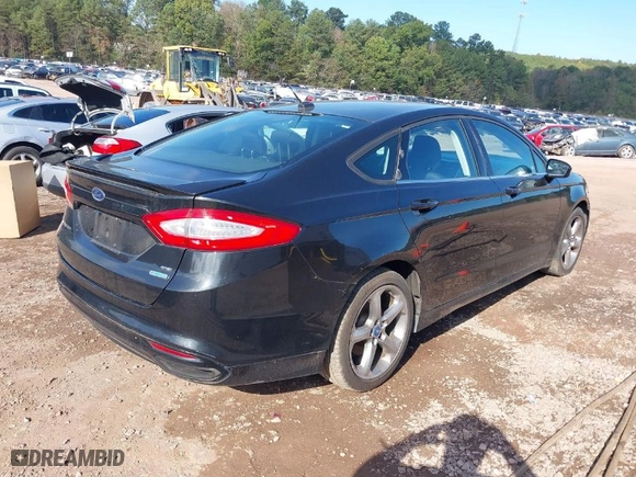 2013 Ford Fusion SE with VIN 3FA6P0H92DR160983, listed as a IAAI auction lot 40765682 with NaN miles. Bid and sale history available at carsss.com. Image 4.