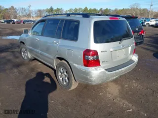2005 Toyota Highlander with VIN JTEEP21A650112017, listed as a IAAI auction lot 41818995 with 172,339 mi miles. Bid and sale history available at carsss.com. Image 6.