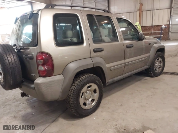 2006 Jeep Liberty Sport with VIN 1J4GL48K86W230792, listed as a IAAI auction lot 41378061 with 142,659 mi miles. Bid and sale history available at carsss.com. Image 4.