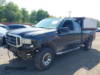 2003 Ford F-250 XL z VIN 3FTNX21L03MB41450, wystawiony jako IAAI lot #42512605 z przebiegiem 219 093 mil mil oraz . Historia ofert i sprzedaży dostępna na DreamBid. Obrazek 6.
