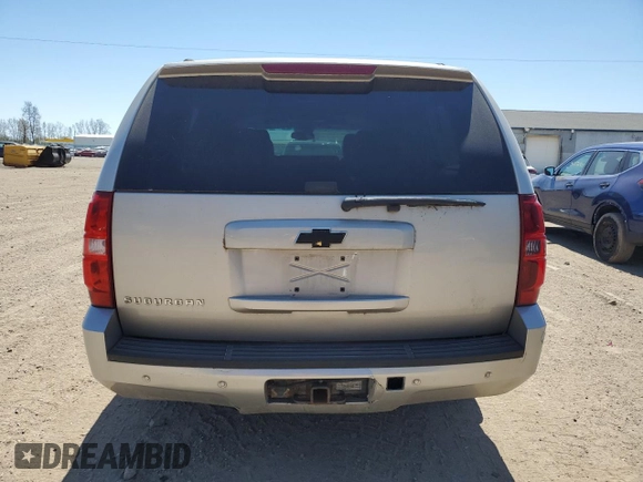2007 Chevrolet Suburban LTZ с VIN 3GNFK16367G101178, выставлен на аукционе Copart как лот 56466375 с пробегом Не указан миль и Чистый • Clean title. История ставок и продаж доступна на DreamBid. Изображение 6.