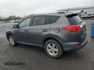 2013 Toyota RAV4 XLE with VIN 2T3RFREV7DW120510, listed as a Copart auction lot 61197695 with 107,647 mi miles and Salvage title. Bid and sale history available at DreamBid. Image 2.