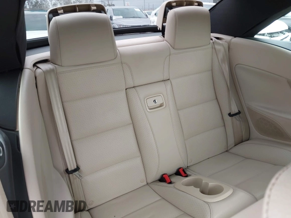 2012 Volkswagen Eos Komfort with VIN WVWBW7AH6CV004193, listed as a IAAI auction lot 42194925 with 71,401 mi miles and . Bid and sale history available at DreamBid. Image 8.