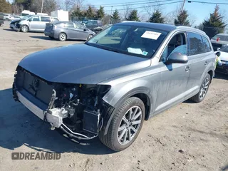 2018 Audi Q7 Premium Plus with VIN WA1LAAF70JD027840, listed as a IAAI auction lot 41695181 with 71,693 mi miles. Bid and sale history available at carsss.com. Image 2.