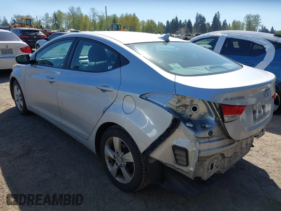2013 Hyundai Elantra GLS z VIN 5NPDH4AE4DH333340, wystawiony jako IAAI lot #42068261 z przebiegiem 122 863 mil mil oraz . Historia ofert i sprzedaży dostępna na DreamBid. Obrazek 3.