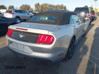 2018 Ford Mustang EcoBoost Premium with VIN 1FATP8UH3J5160147, listed as a IAAI auction lot 41916920 with 91,917 mi miles and . Bid and sale history available at carsss.com. Image 4.