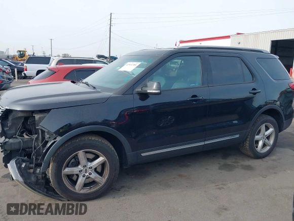 2016 Ford Explorer XLT with VIN 1FM5K8D83GGB62670, listed as a IAAI auction lot 41911701 with 163,798 mi miles and . Bid and sale history available at carsss.com. Image 15.