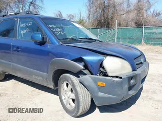 2005 Hyundai Tucson GLS with VIN KM8JN72D35U169942, listed as a IAAI auction lot 41763028 with 181,507 mi miles and . Bid and sale history available at DreamBid. Image 6.