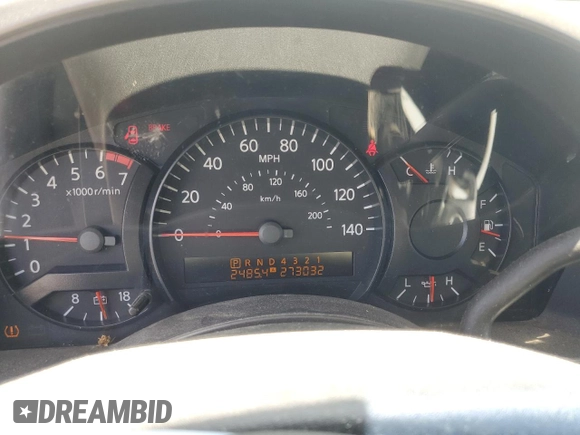 2004 Nissan Titan SE z VIN 1N6AA06A14N539136, wystawiony jako Copart lot #61937265 z przebiegiem 273 032 mil mil oraz Czysty tytuł • Clean title. Historia ofert i sprzedaży dostępna na DreamBid. Obrazek 9.