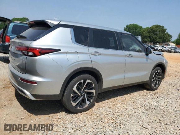 2024 Mitsubishi Outlander SE z VIN JA4J4VA80RZ074578, wystawiony jako Copart lot #55181295 z przebiegiem 8 151 mil mil oraz Szkoda całkowita • Salvage title. Historia ofert i sprzedaży dostępna na DreamBid. Obrazek 3.