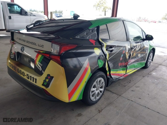2019 Toyota Prius L Eco with VIN JTDKARFU8K3095428, listed as a IAAI auction lot 41804331 with 154,877 mi miles. Bid and sale history available at carsss.com. Image 4.