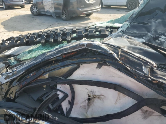 2018 Ford Fusion SE z VIN 3FA6P0LU6JR132241, wystawiony jako Copart lot #68097564 z przebiegiem Nie podano mil oraz Nie do naprawy • Non repairable. Historia ofert i sprzedaży dostępna na DreamBid. Obrazek 9.