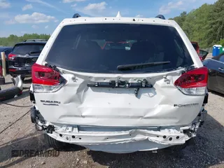 2022 Subaru Forester Limited with VIN JF2SKAPC3NH435825, listed as a IAAI auction lot 42080762 with 43,682 mi miles and . Bid and sale history available at DreamBid. Image 17.