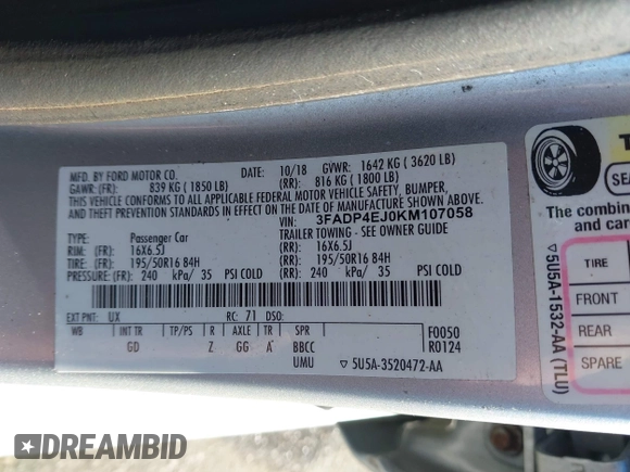 2019 Ford Fiesta SE with VIN 3FADP4EJ0KM107058, listed as a IAAI auction lot 40979683 with 116,854 mi miles. Bid and sale history available at carsss.com. Image 9.
