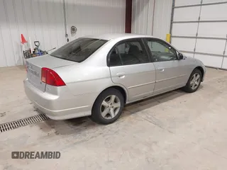 2005 Honda Civic EX with VIN 2HGES26755H520392, listed as a IAAI auction lot 41959716 with 221,275 mi miles and . Bid and sale history available at carsss.com. Image 4.