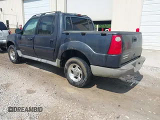 2001 Ford Explorer Sport Trac z VIN 1FMZU67E91UC81138, wystawiony jako IAAI lot #42612240 z przebiegiem 196 515 mil mil oraz . Historia ofert i sprzedaży dostępna na DreamBid. Obrazek 3.