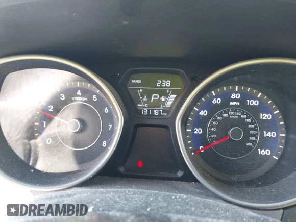 2015 Hyundai Elantra SE with VIN 5NPDH4AE0FH581281, listed as a IAAI auction lot 42762916 with 131,187 mi miles and . Bid and sale history available at DreamBid. Image 7.