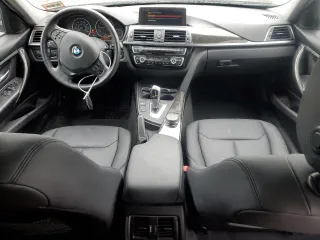 2018 BMW 3 Series 320i xDrive with VIN WBA8A3C52JA067443, listed as a Copart auction lot 59093005 with 69,078 mi miles and Salvage title. Bid and sale history available at DreamBid. Image 8.