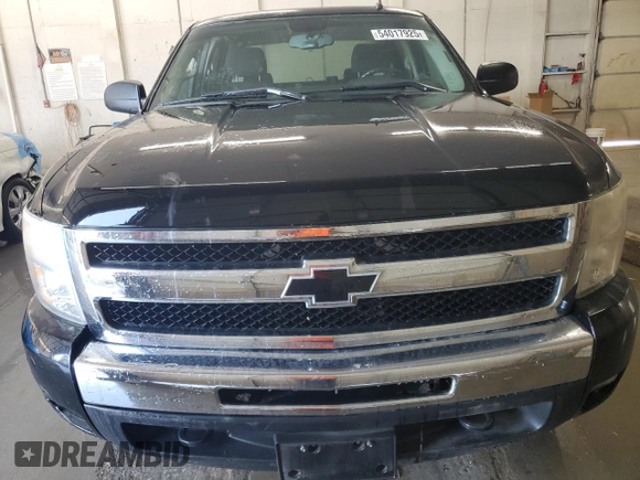 2011 Chevrolet Silverado 1500 LT with VIN 3GCPKSE32BG361042, listed as a Copart auction lot 54017925 with 162,912 mi miles and Salvage Title. Bid and sale history available at DreamBid. Image 5.
