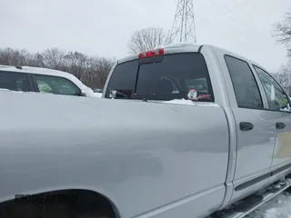 2005 Dodge Ram 3500 SLT with VIN 3D7LS38C45G825555, listed as a IAAI auction lot 41225480 with 111,757 mi miles. Bid and sale history available at carsss.com. Image 13.