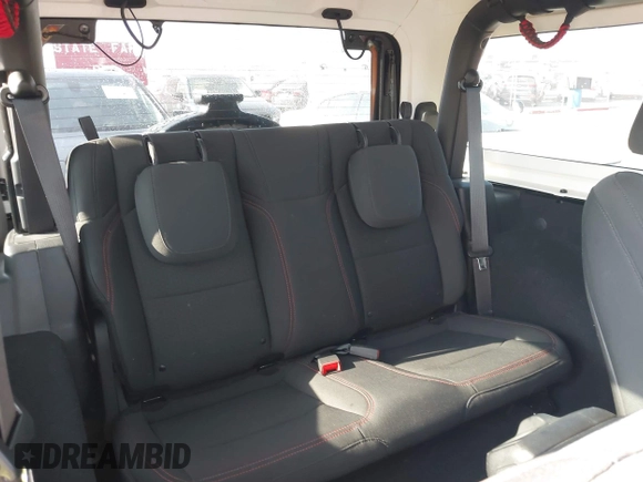 2018 Jeep Wrangler Rubicon z VIN 1C4HJXCG9JW193703, wystawiony jako IAAI lot #42065185 z przebiegiem 61 518 mil mil oraz . Historia ofert i sprzedaży dostępna na DreamBid. Obrazek 8.