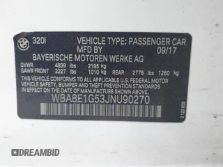 2018 BMW 3 Series 320i z VIN WBA8E1G53JNU90270, wystawiony jako IAAI lot #42183837 z przebiegiem 90 106 mil mil oraz . Historia ofert i sprzedaży dostępna na DreamBid. Obrazek 9.
