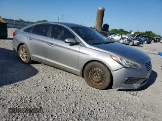 2016 Hyundai Sonata SE with VIN 5NPE24AF1GH303666, listed as a Copart auction lot 52843125 with 154,633 mi miles and Clean Title. Bid and sale history available at carsss.com. Image 4.