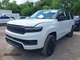 2024 Jeep Grand Wagoneer Series II с VIN 1C4SJSFP4RS127115, выставлен на аукционе IAAI как лот 42097396 с пробегом 45 680 миль миль и . История ставок и продаж доступна на DreamBid. Изображение 17.