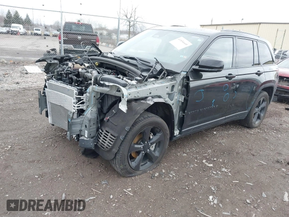 2023 Jeep Grand Cherokee Limited с VIN 1C4RJHBG3P8844297, выставлен на аукционе IAAI как лот 41854660 с пробегом 35 721 миль миль и . История ставок и продаж доступна на DreamBid. Изображение 21.